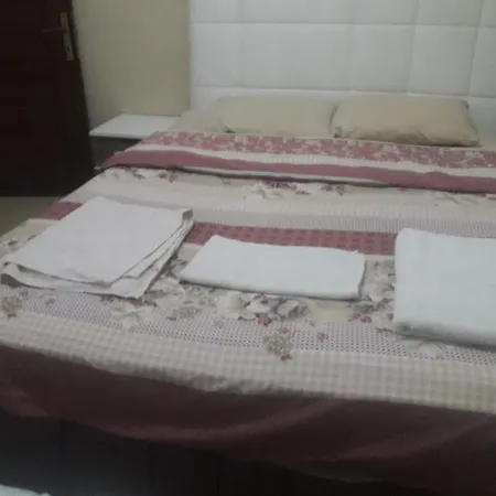 Lägenhet Yenifoca Tas Ev