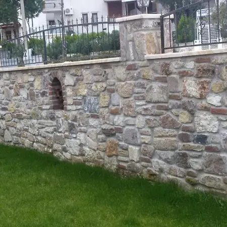 Lägenhet Yenifoca Tas Ev